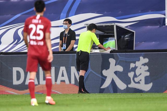 哈兰德职业生涯8次面对利物浦 打进3球只赢下一场