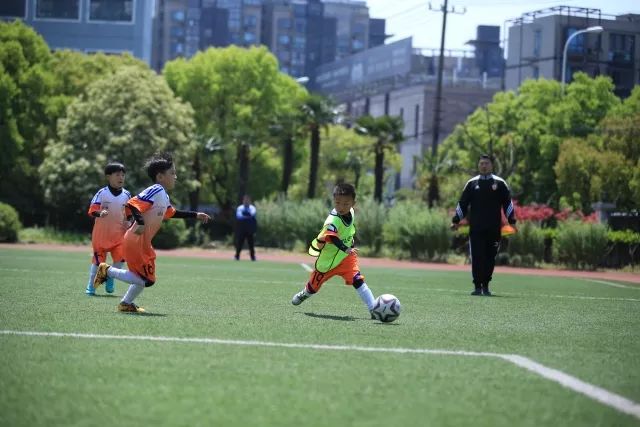 18岁西班牙前锋吉乌在切尔西境遇不佳，8场仅1球